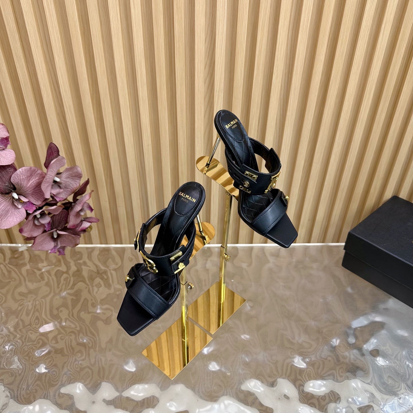 BALMAIN 25S MULES IN STRIPED LEATHER 95MM IN BLACK CALFSKIN GOLD HARDWARE - 35