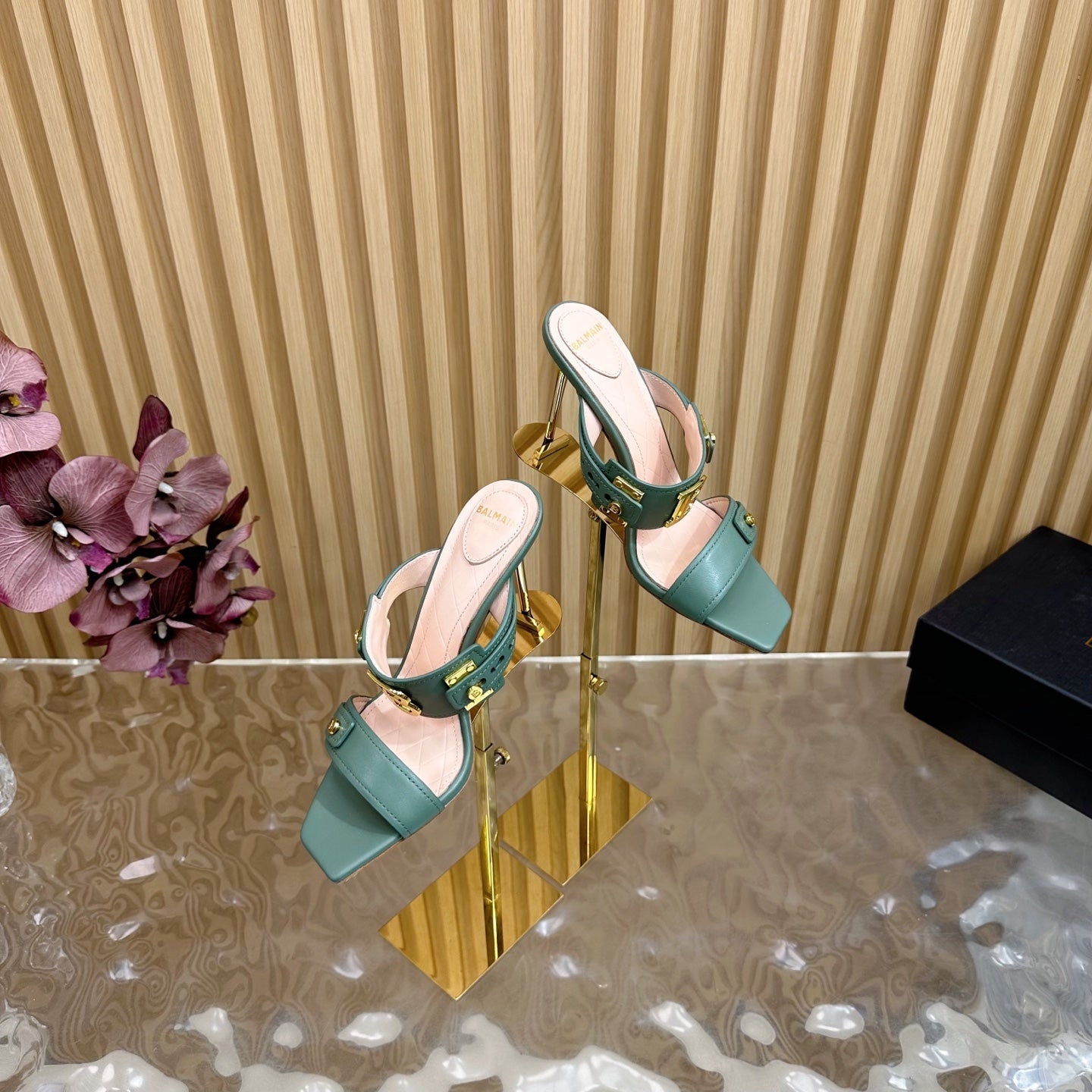 BALMAIN 25S MULES IN STRIPED LEATHER 95MM IN DUSTY GREEN CALFSKIN GOLD HARDWARE - 35