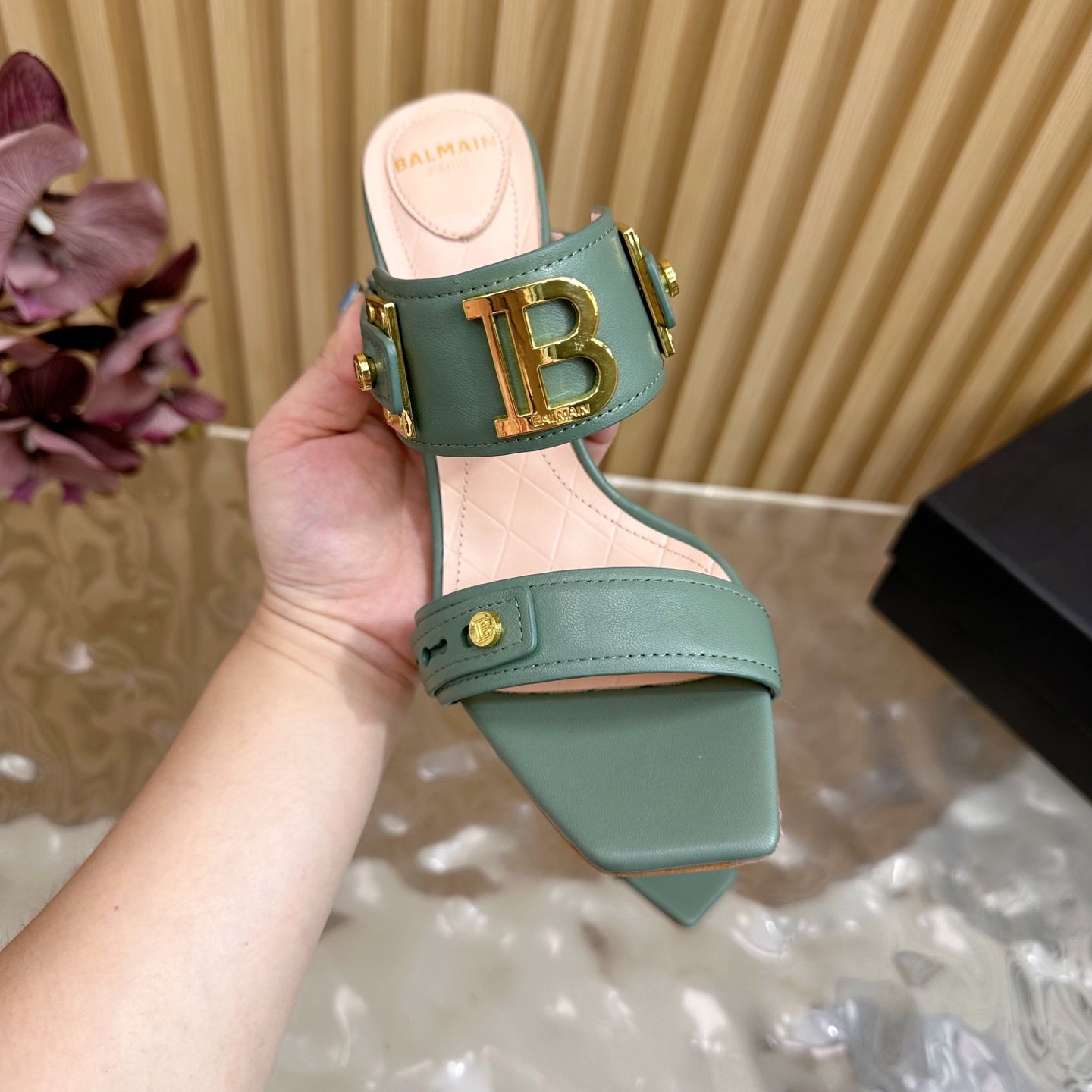 BALMAIN 25S MULES IN STRIPED LEATHER 95MM IN DUSTY GREEN CALFSKIN GOLD HARDWARE - 35