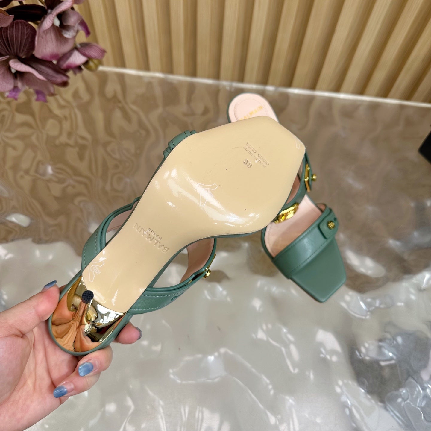 BALMAIN 25S MULES IN STRIPED LEATHER 95MM IN DUSTY GREEN CALFSKIN GOLD HARDWARE - 35