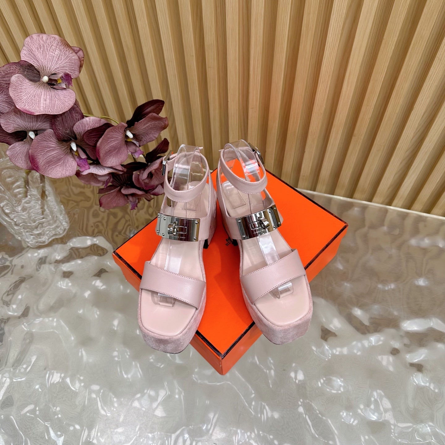 HM 25S CLASSIC WEDGE SANDALS 70 MM IN LIGHT PINK LAMBSKIN WITH SILVER HARDWARE - 35