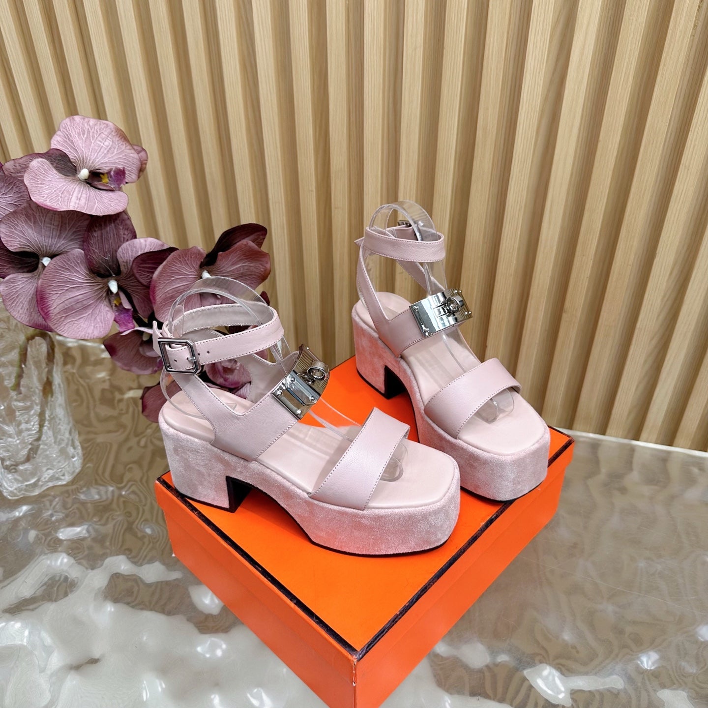 HM 25S CLASSIC WEDGE SANDALS 70 MM IN LIGHT PINK LAMBSKIN WITH SILVER HARDWARE - 35