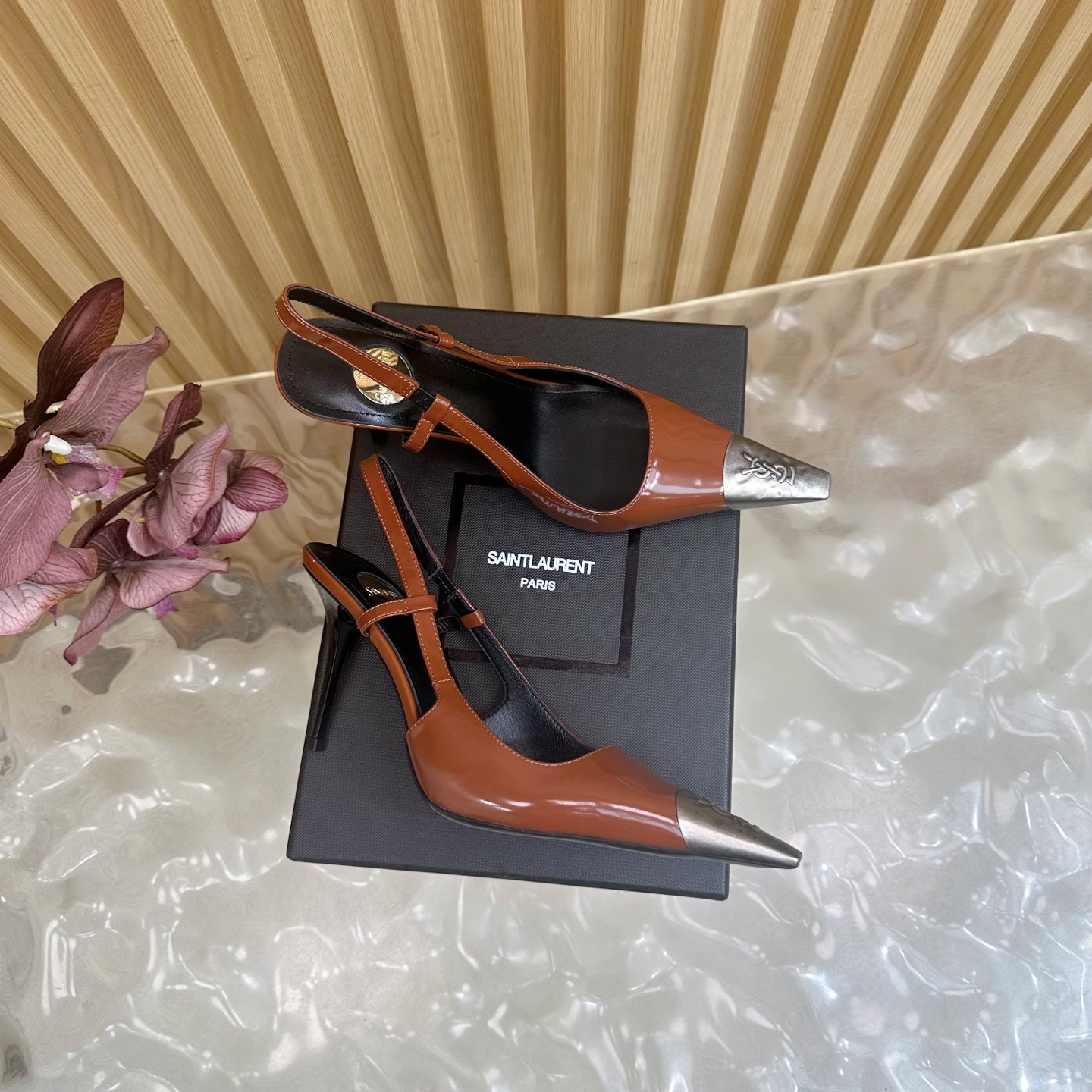 YSL 25S HIGH-HEEL SLINGBACKS 105 MM IN REDWOOD BROWN LAMBSKIN AND SILVER HARDWARE - 35