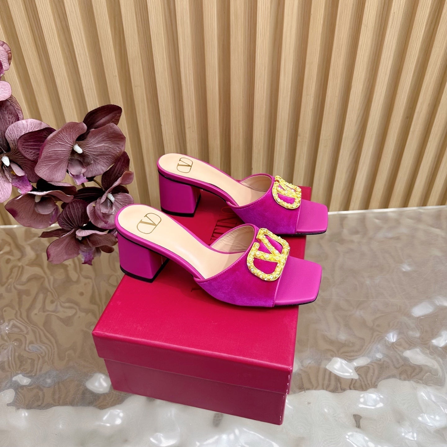 VALENTINO 25S HIGH-HEEL MULES 60 MM IN DARK PINK VELVET AND CALFSKIN WITH GOLD HARDWARE - 35