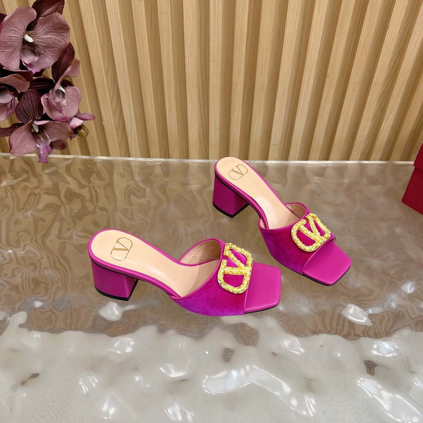 VALENTINO 25S HIGH-HEEL MULES 60 MM IN DARK PINK VELVET AND CALFSKIN WITH GOLD HARDWARE - 35