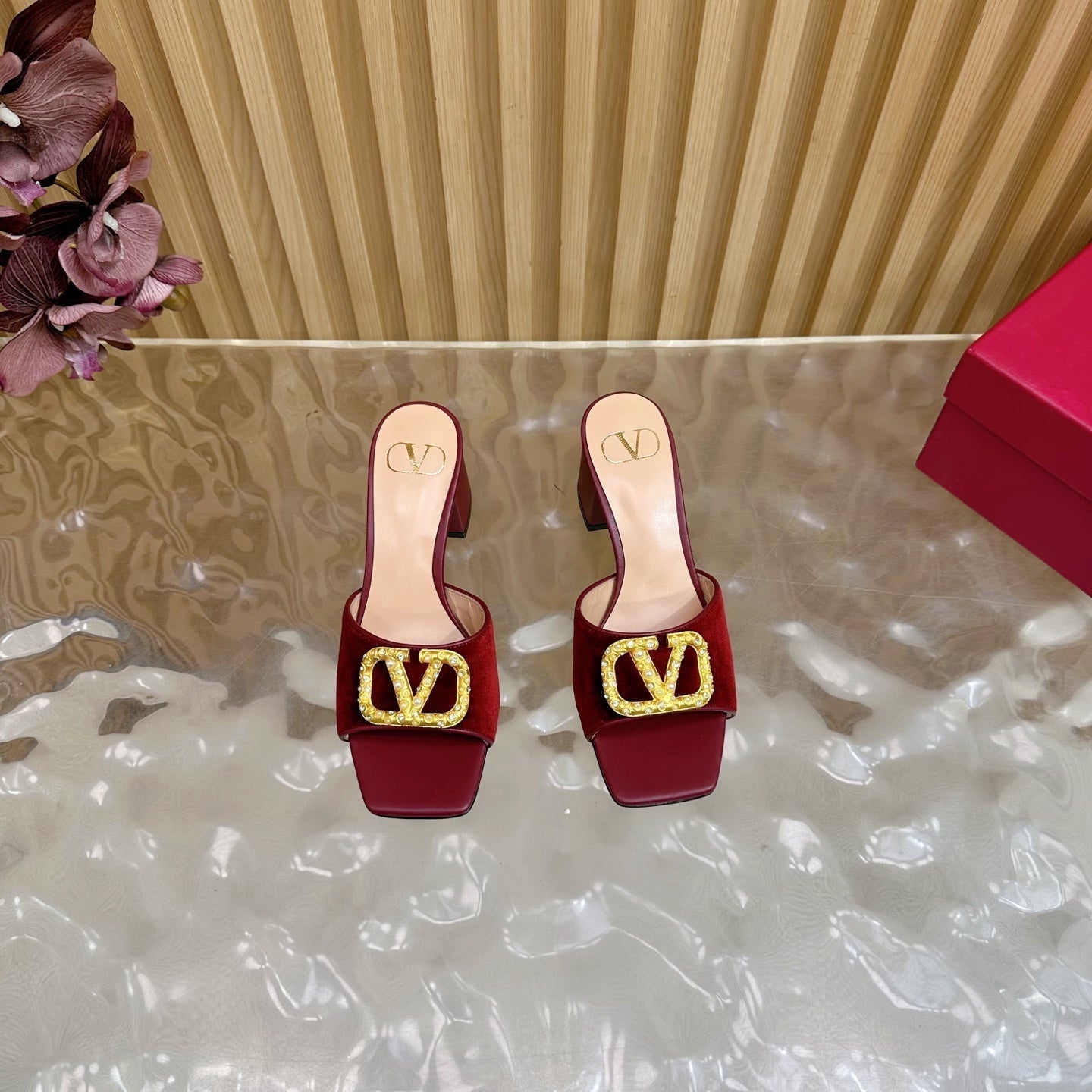 VALENTINO 25S HIGH-HEEL MULES 60 MM IN DARK RED VELVET AND CALFSKIN WITH GOLD HARDWARE - 35