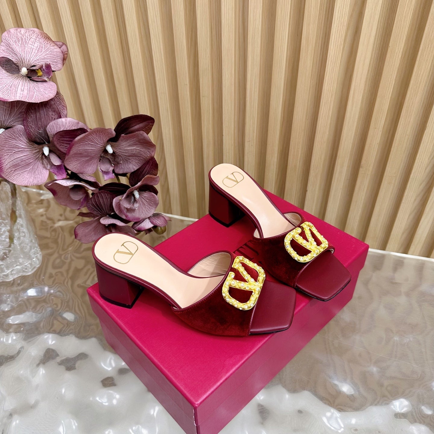 VALENTINO 25S HIGH-HEEL MULES 60 MM IN DARK RED VELVET AND CALFSKIN WITH GOLD HARDWARE - 35