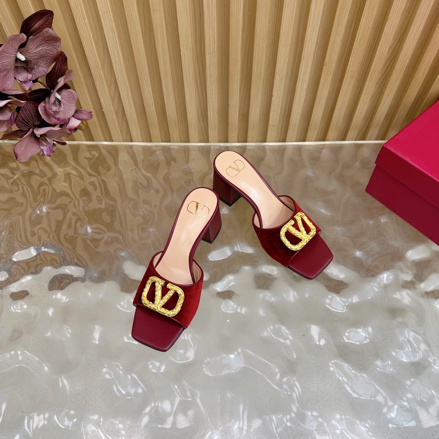 VALENTINO 25S HIGH-HEEL MULES 60 MM IN DARK RED VELVET AND CALFSKIN WITH GOLD HARDWARE - 35
