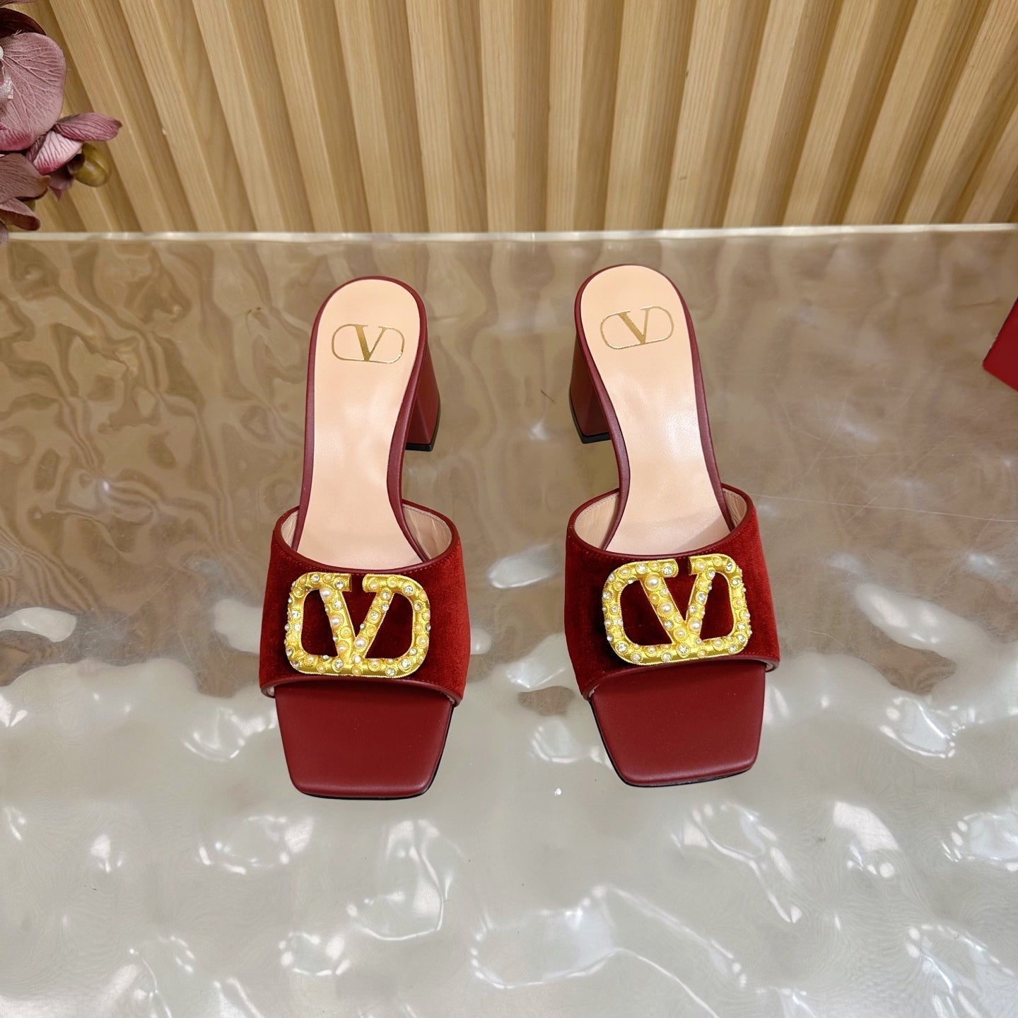 VALENTINO 25S HIGH-HEEL MULES 60 MM IN DARK RED VELVET AND CALFSKIN WITH GOLD HARDWARE - 35