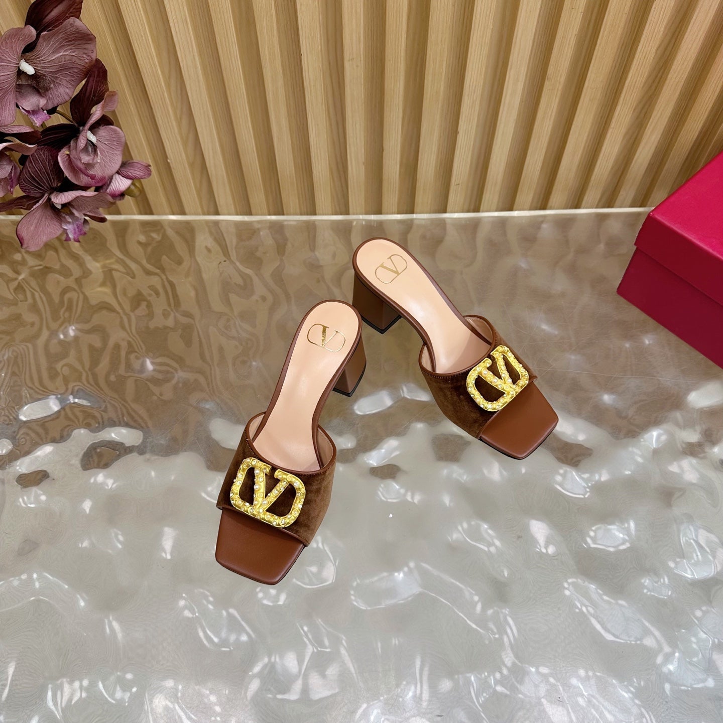 VALENTINO 25S HIGH-HEEL MULES 60 MM IN BROWN VELVET AND CALFSKIN WITH GOLD HARDWARE - 35