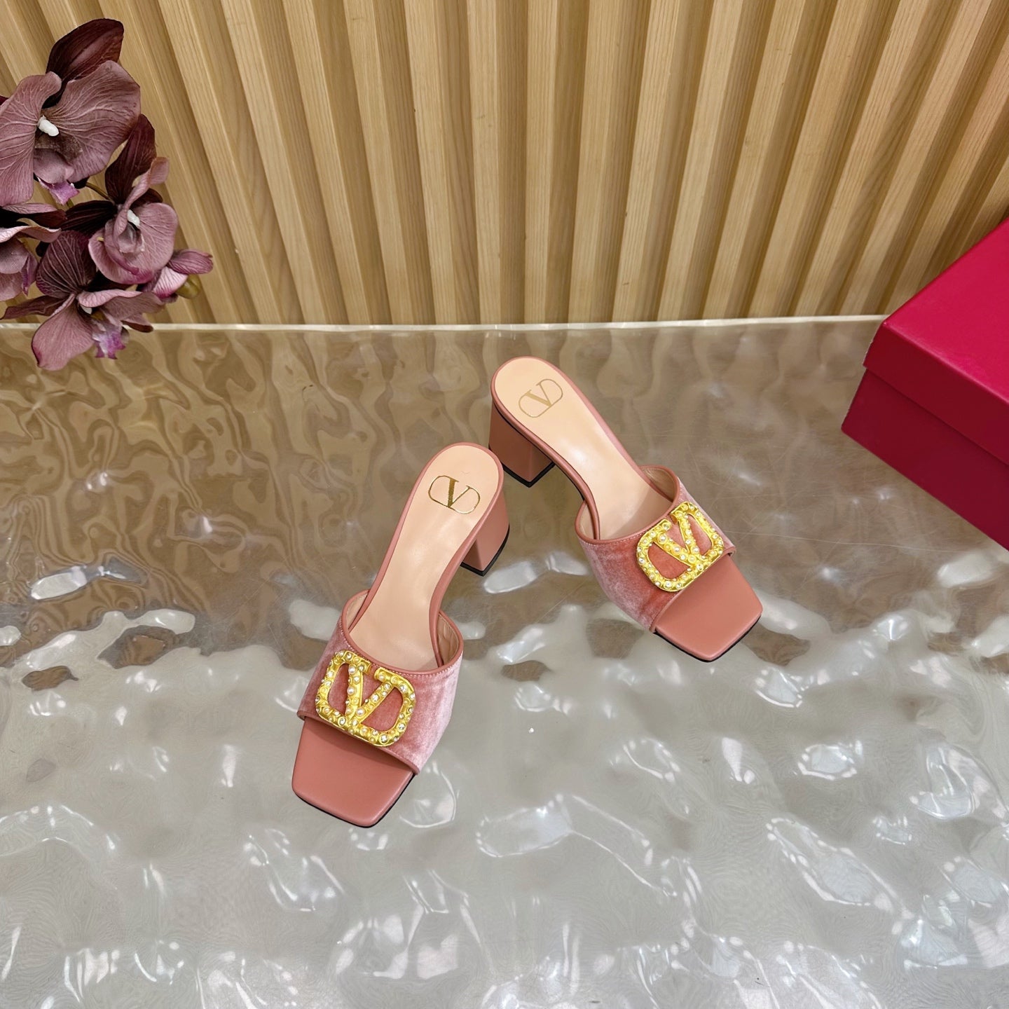 VALENTINO 25S HIGH-HEEL MULES 60 MM IN PEACH PINK VELVET AND CALFSKIN WITH GOLD HARDWARE - 35
