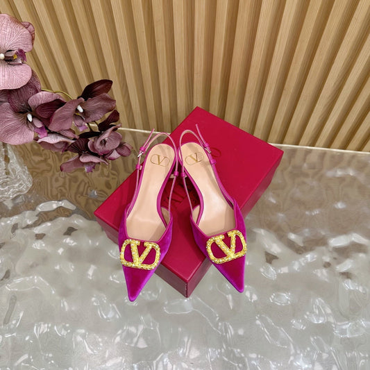 VALENTINO 25S HIGH-HEEL SLINGBACKS IN DARK PINK VELVET WITH GOLD HARDWARE - 35 / 4 cm