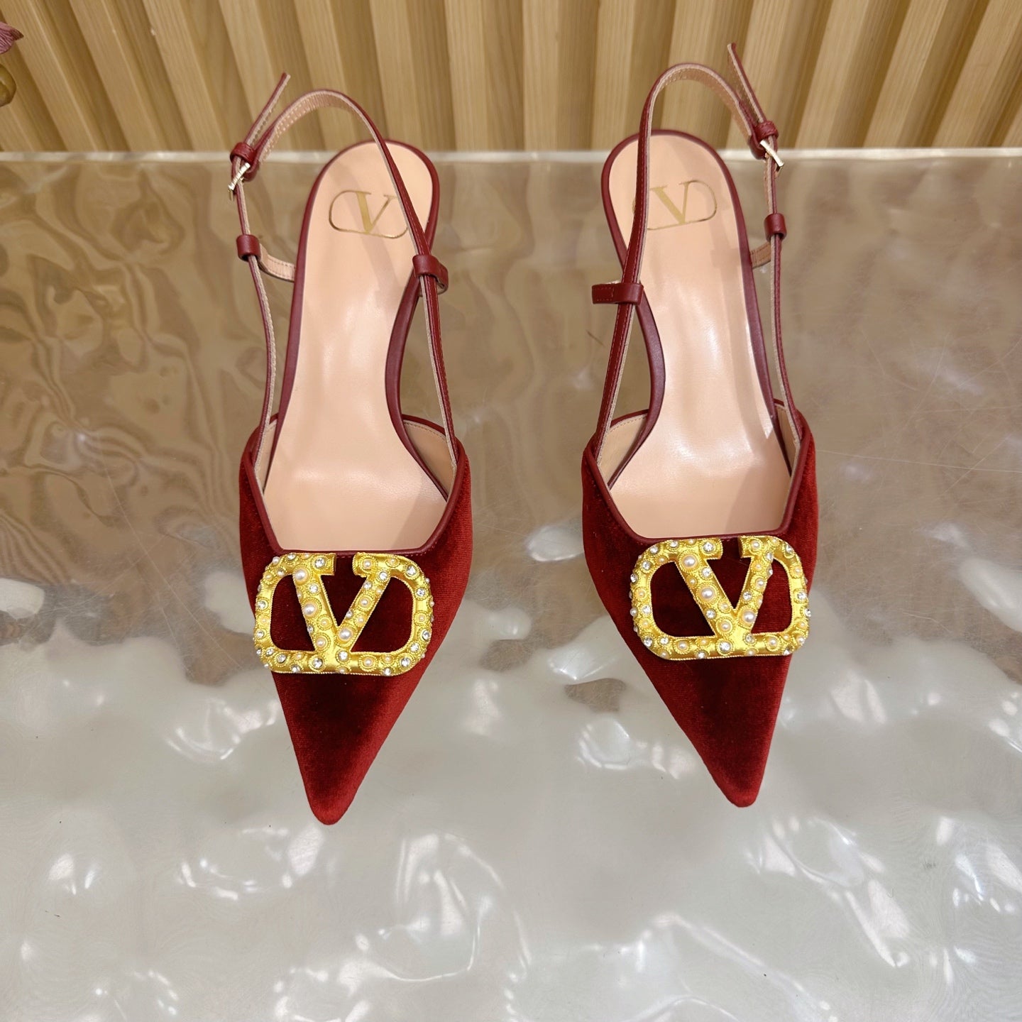 VALENTINO 25S HIGH-HEEL SLINGBACKS IN DARK RED VELVET WITH GOLD HARDWARE - 35 / 4 cm