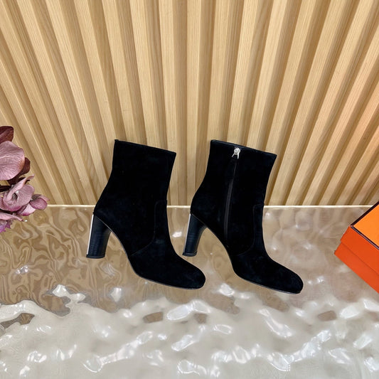 Черевики HM 25S ANKLE BOOTS 70 MM З ЧОРНОЇ ЗАМШІ - 35
