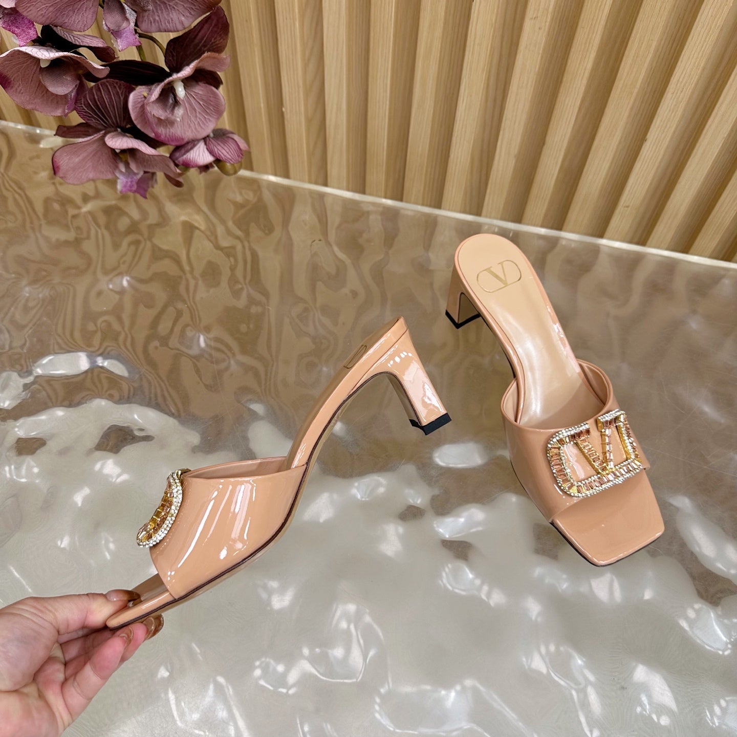VALENTINO 25S HIGH-HEEL MULES 60 MM IN WARM BEIGE PATENT CALFSKIN WITH CRYSTAL-EMBELLISHED STRAP - 35