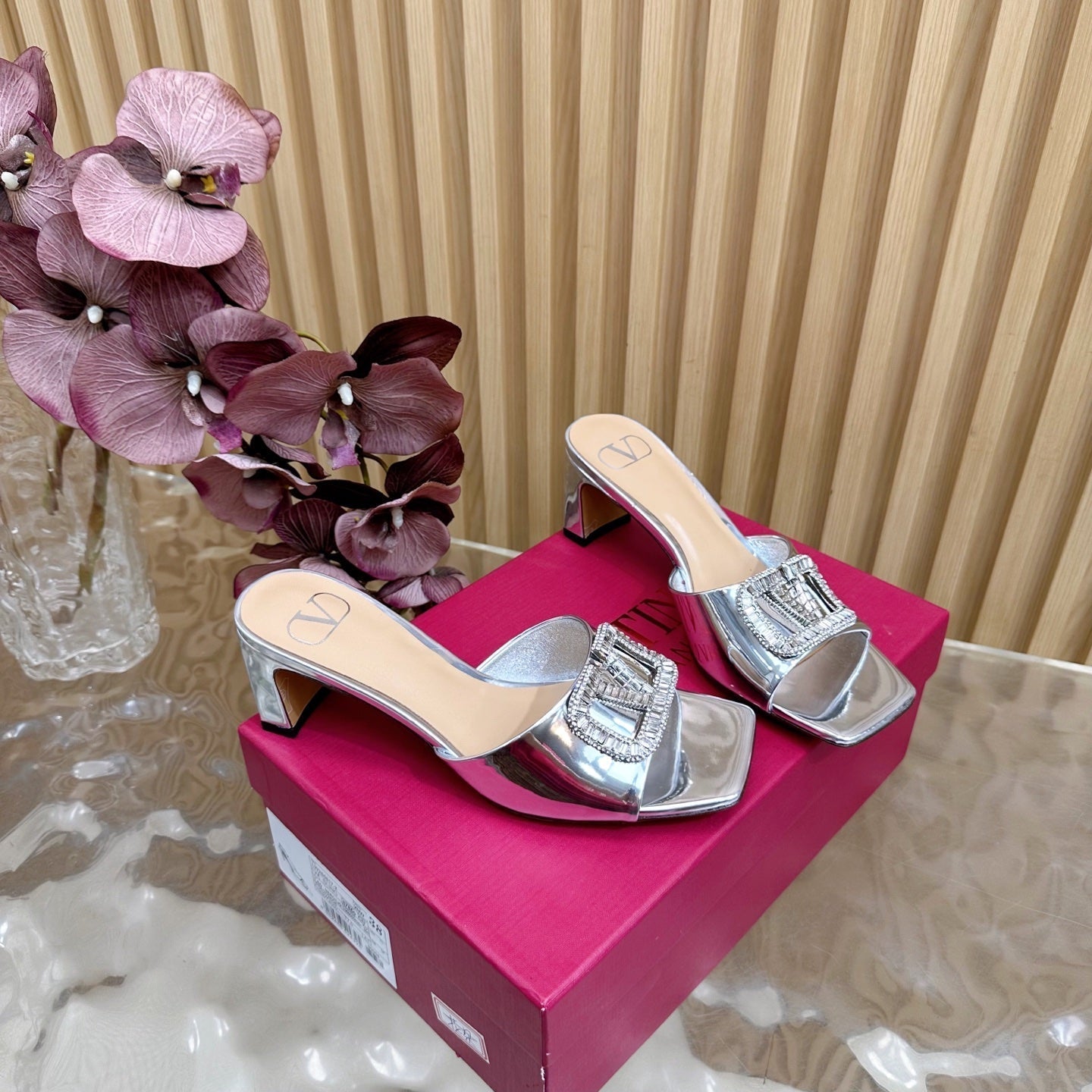 VALENTINO 25S HIGH-HEEL MULES 60 MM IN SILVER PATENT CALFSKIN WITH CRYSTAL-EMBELLISHED STRAP - 35