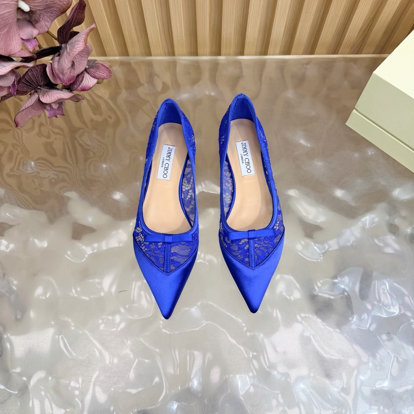 ТУФЛІ-БАЛЕТКИ JIMMY CHOO 26S З ТЕМНО-СИНЬОГО МЕРЕЖИВА ТА АТЛАСУ