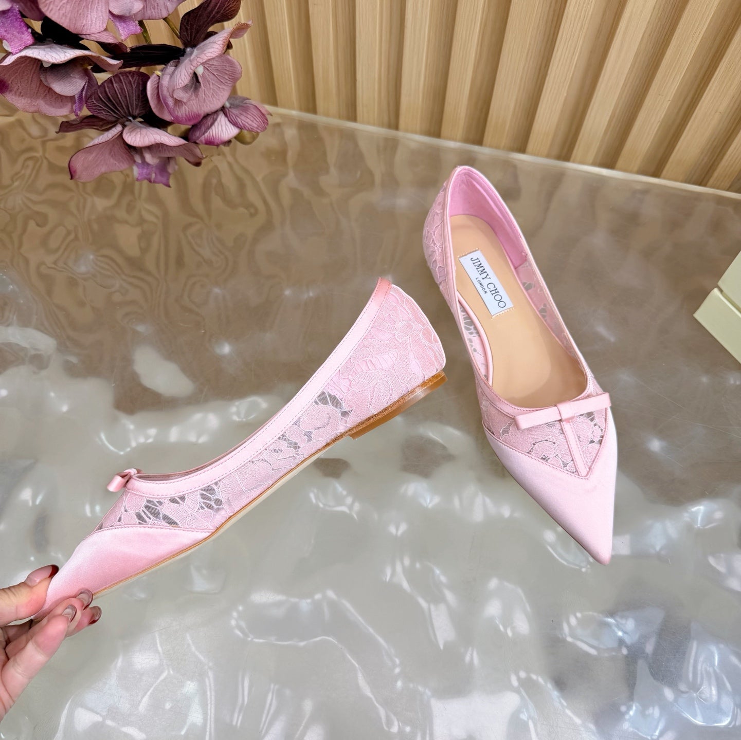 Балетки JIMMY CHOO 26S з мережива та атласу світло-рожевого кольору