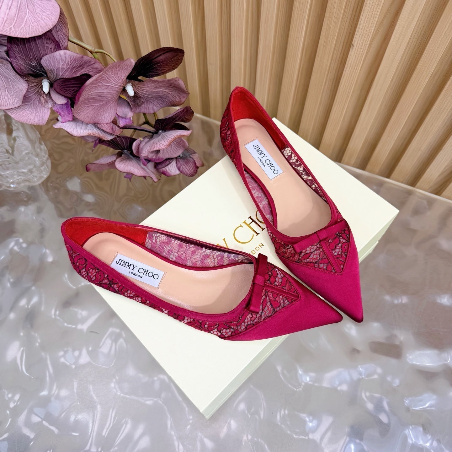 ЖІНОЧІ БАЛЕТКИ JIMMY CHOO 26S З ЧЕРВОНОГО МЕРЕЖИВА ТА АТЛАСУ