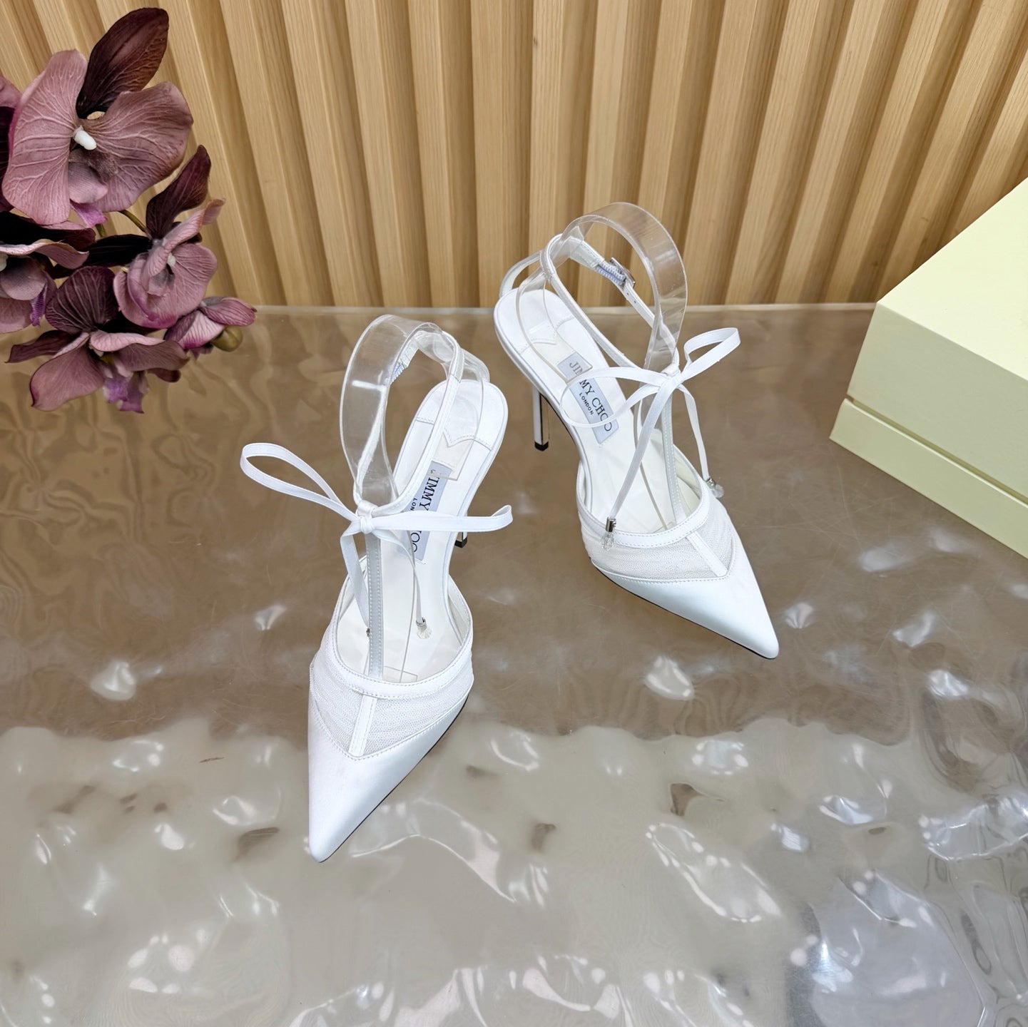 ВИСОКІ ПІДБОРИ JIMMY CHOO 26S, 105 ММ, З БІЛОЇ СІТКИ ТА АТЛАСУ