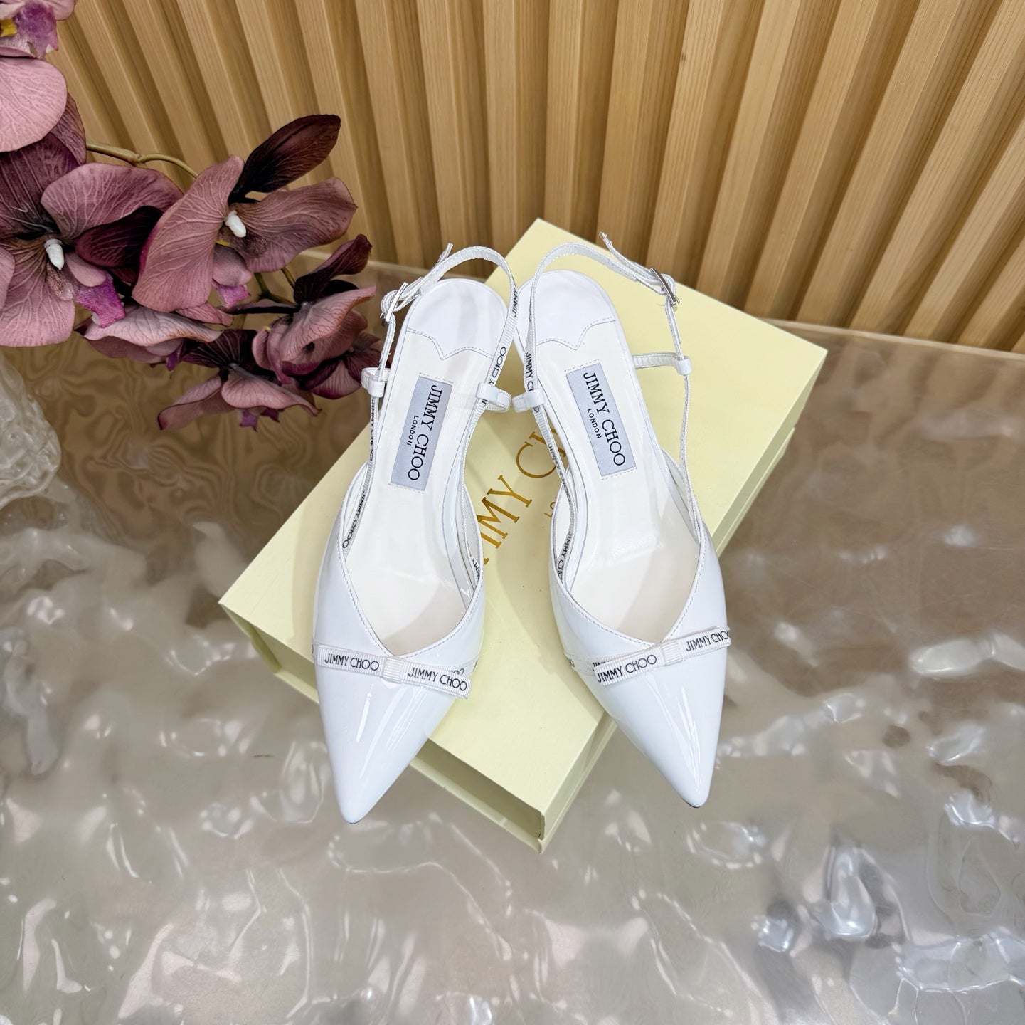 Босоніжки-слінгбеки JIMMY CHOO 26S на підборах 65 мм з білої лакованої телячої шкіри