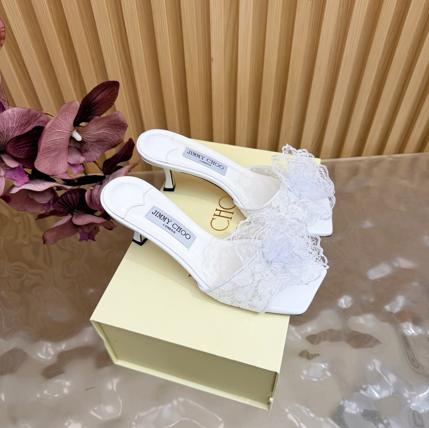 БОСОНІЖКИ НА ВИСОКИХ ПІДБОРАХ JIMMY CHOO 26S, 65 ММ, БІЛЕ МЕРЕЖИВО У ФОРМІ КВІТКИ