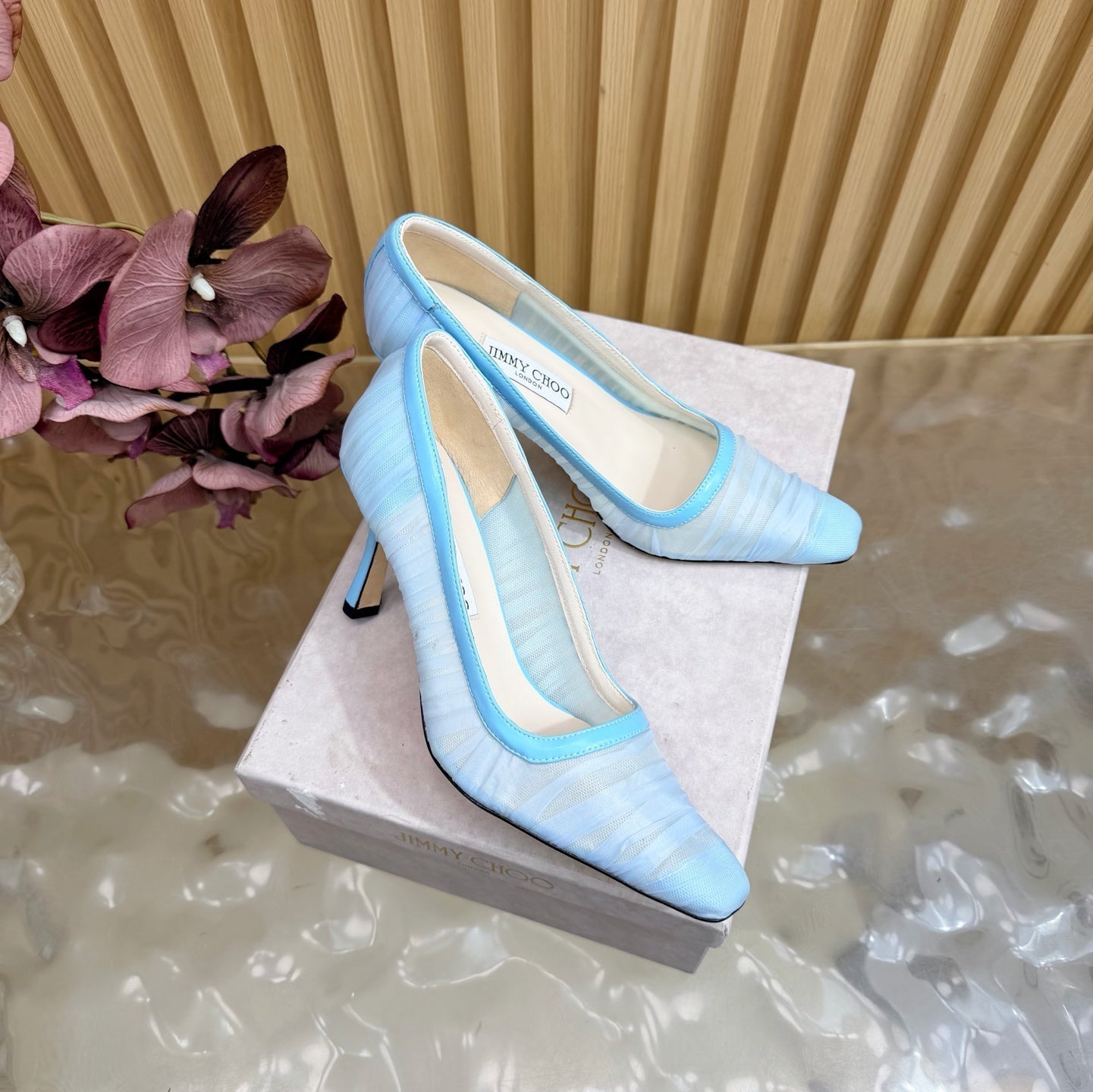 ЖІНОЧІ БОСОНІЖКИ JIMMY CHOO 26S НА ВИСОКИХ ПІДБОРАХ 85 ММ З БЛАКИТНОЇ СІТКИ