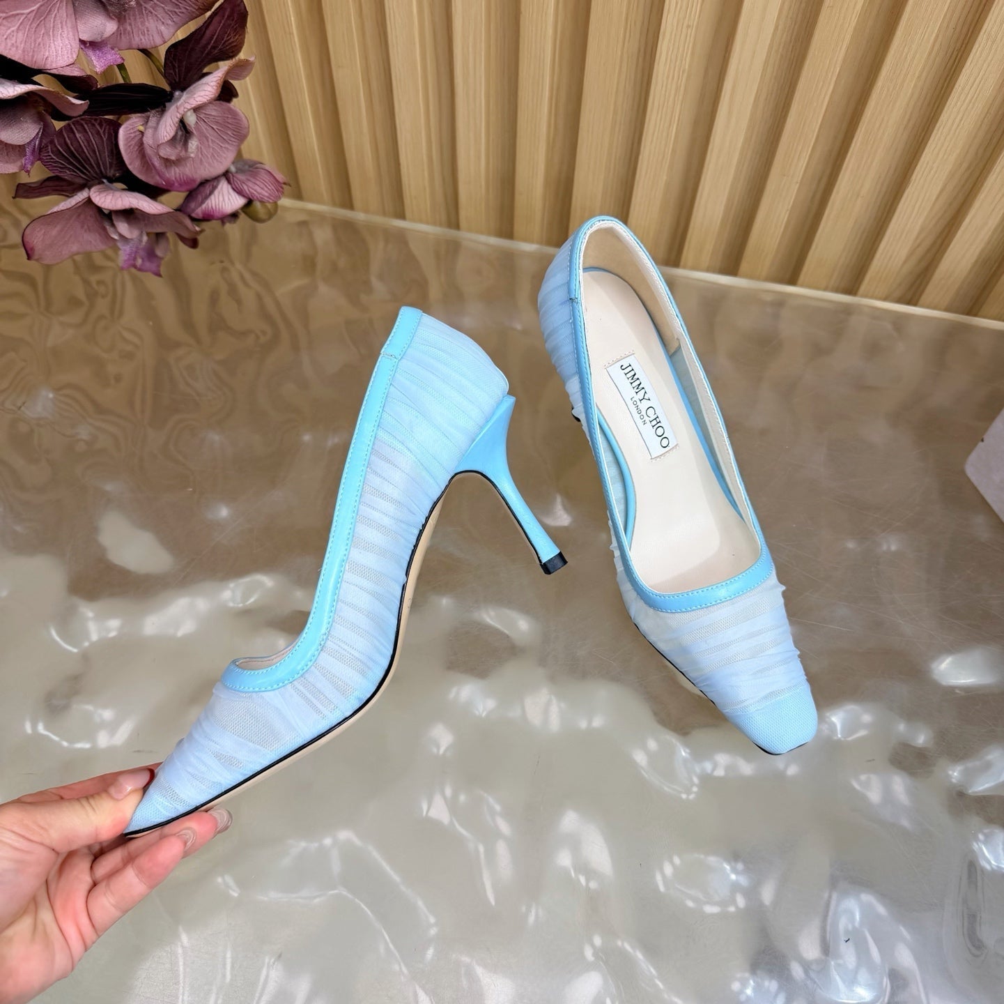 ЖІНОЧІ БОСОНІЖКИ JIMMY CHOO 26S НА ВИСОКИХ ПІДБОРАХ 85 ММ З БЛАКИТНОЇ СІТКИ