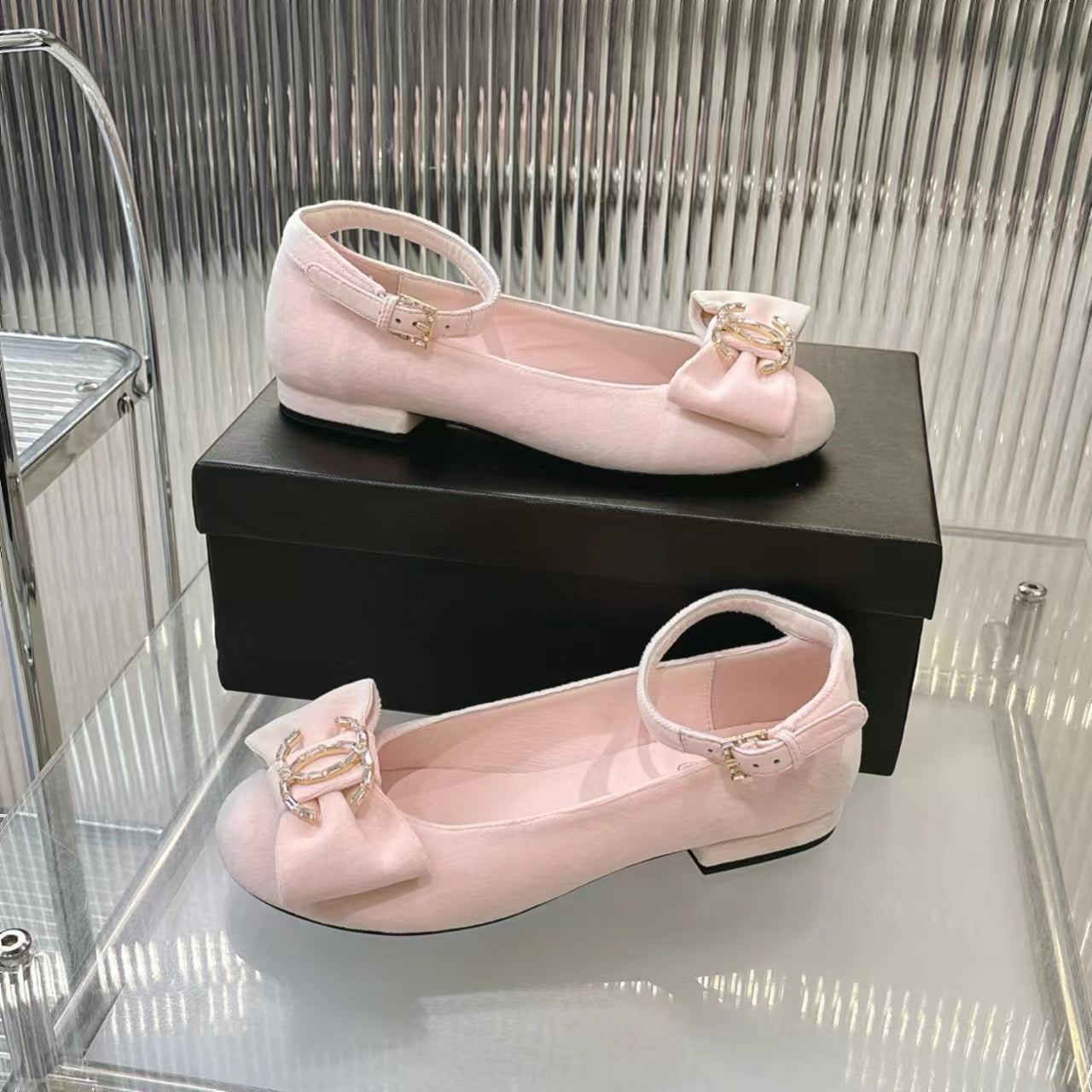 BOW MARY JANE SHOES IN PASTEL PINK VELVET - 35