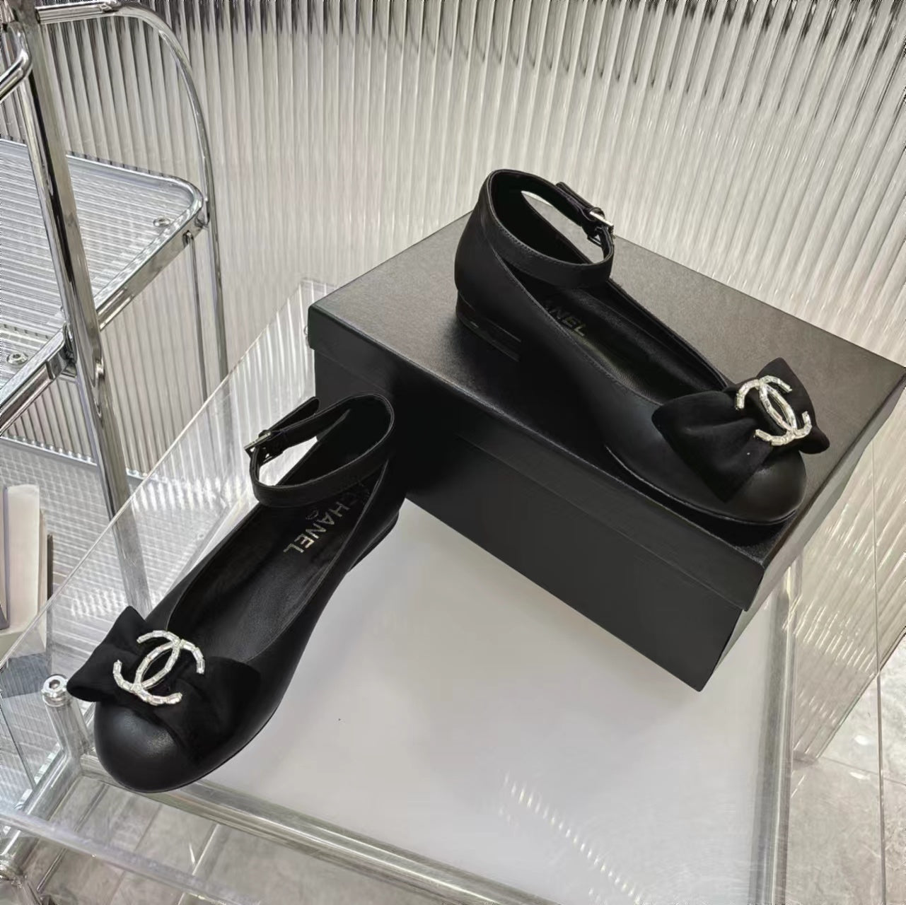 BOW MARY JANE SHOES IN BLACK LAMBSKIN - 35