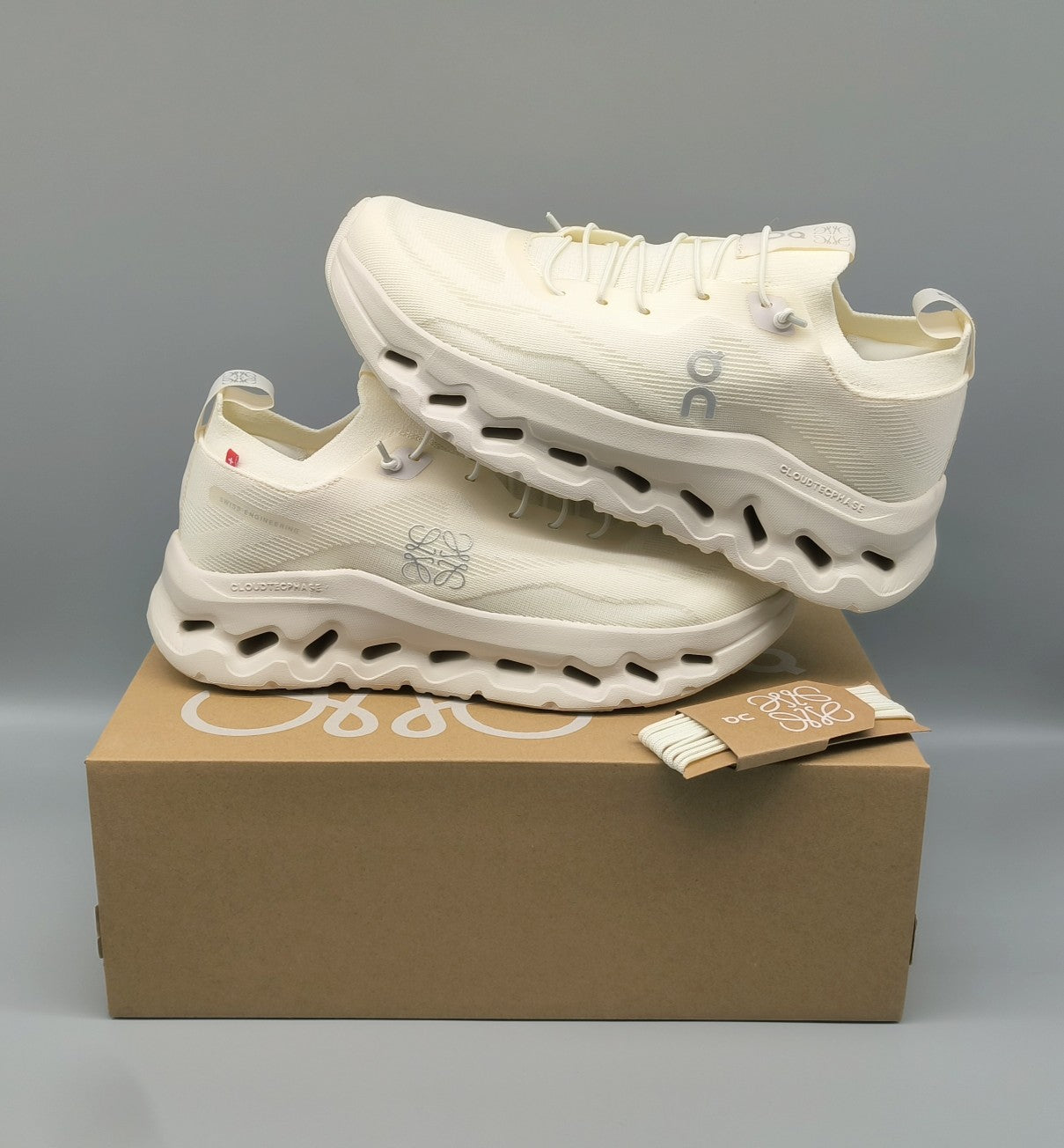 LW CLOUDTILT SNEAKER CREAM POLYESTER - 36