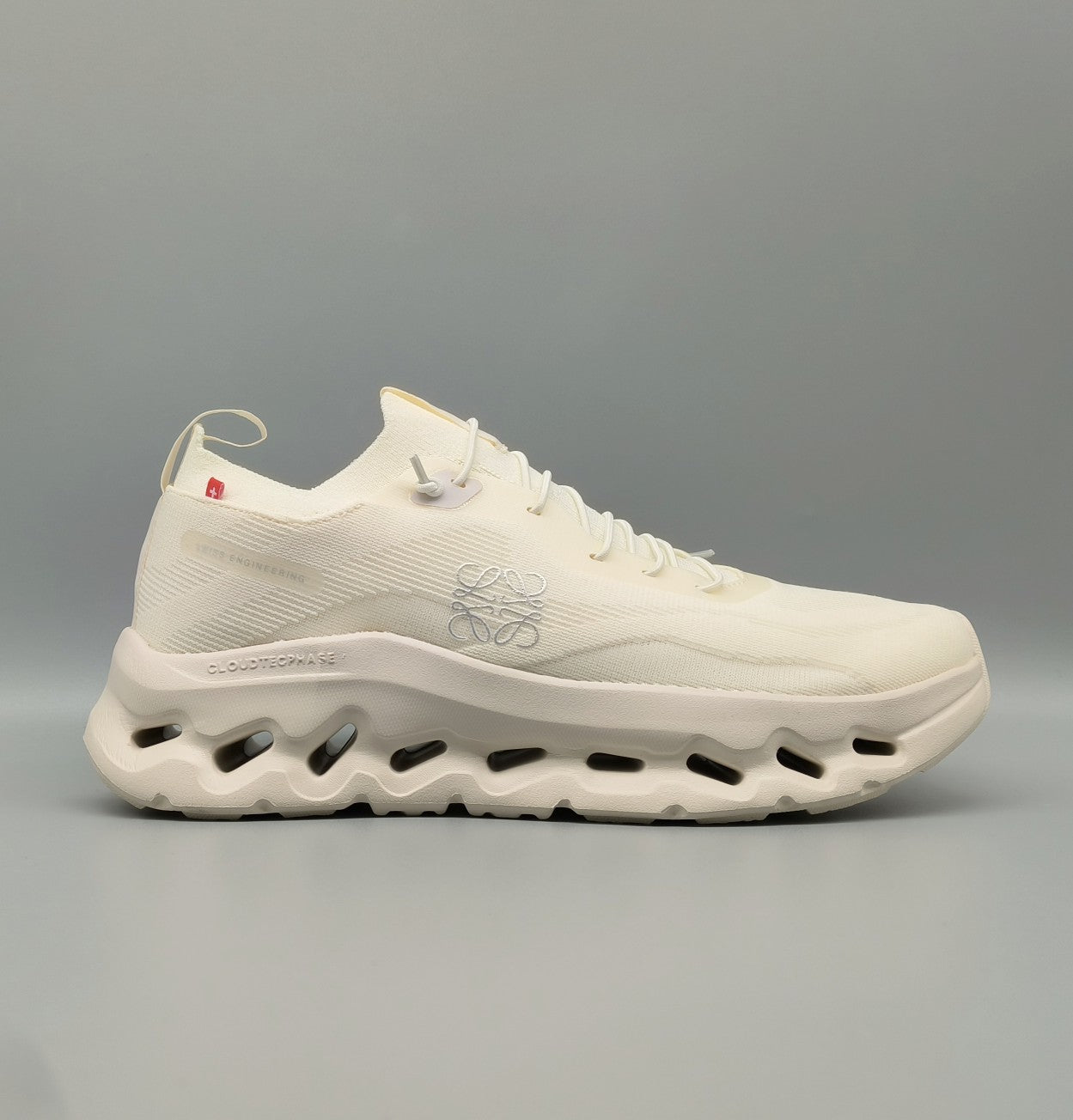 LW CLOUDTILT SNEAKER CREAM POLYESTER - 36