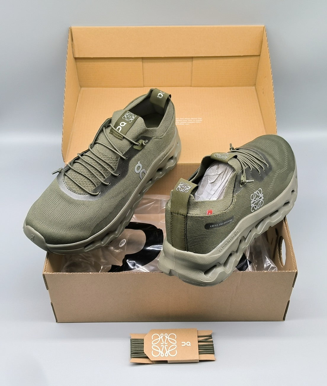LW CLOUDTILT SNEAKER OLIVE POLYESTER - 36