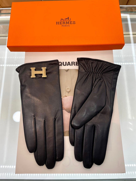 TOUCHSCREEN GLOVES IN BLACK LAMBSKIN WITH CASHMERE LINING - M