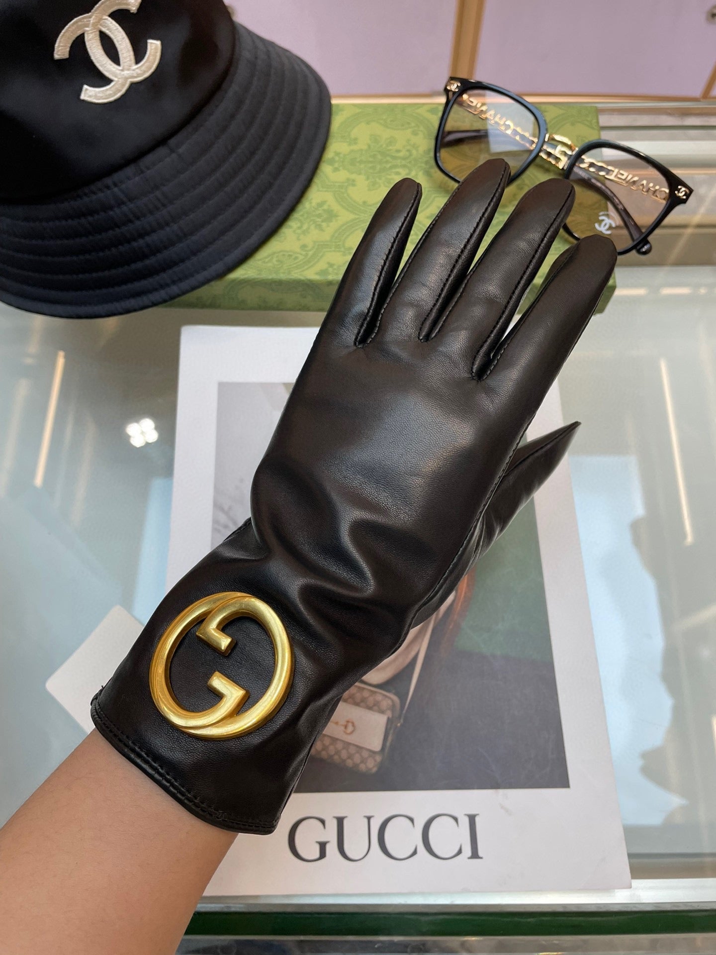 GLOVES IN BLACK SHEEPSKIN WITH CASHMERE LINING 432595 - L