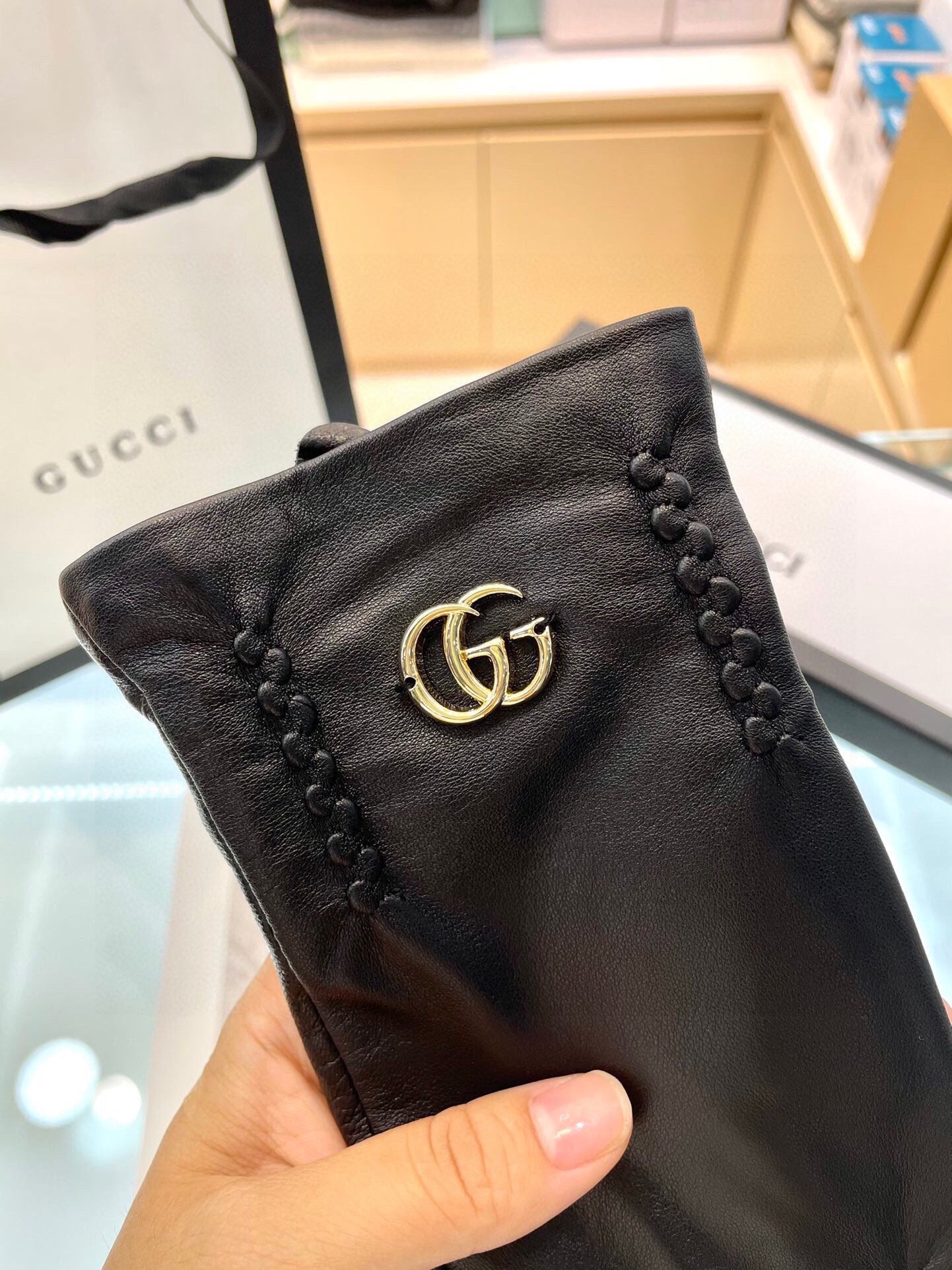 GLOVES IN BLACK LAMBSKIN AND FLEECE LINING 441830 - L