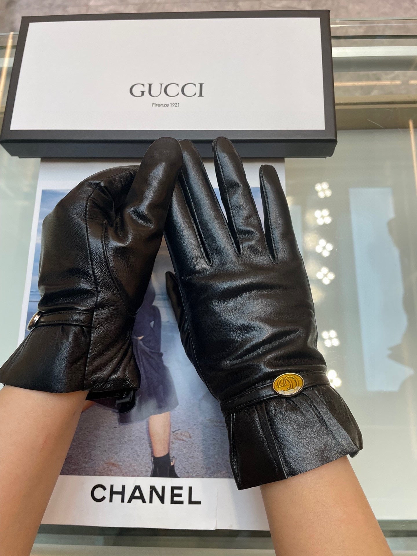 GLOVES IN BLACK TOP-GRADE LAMBSKIN 458575 - M