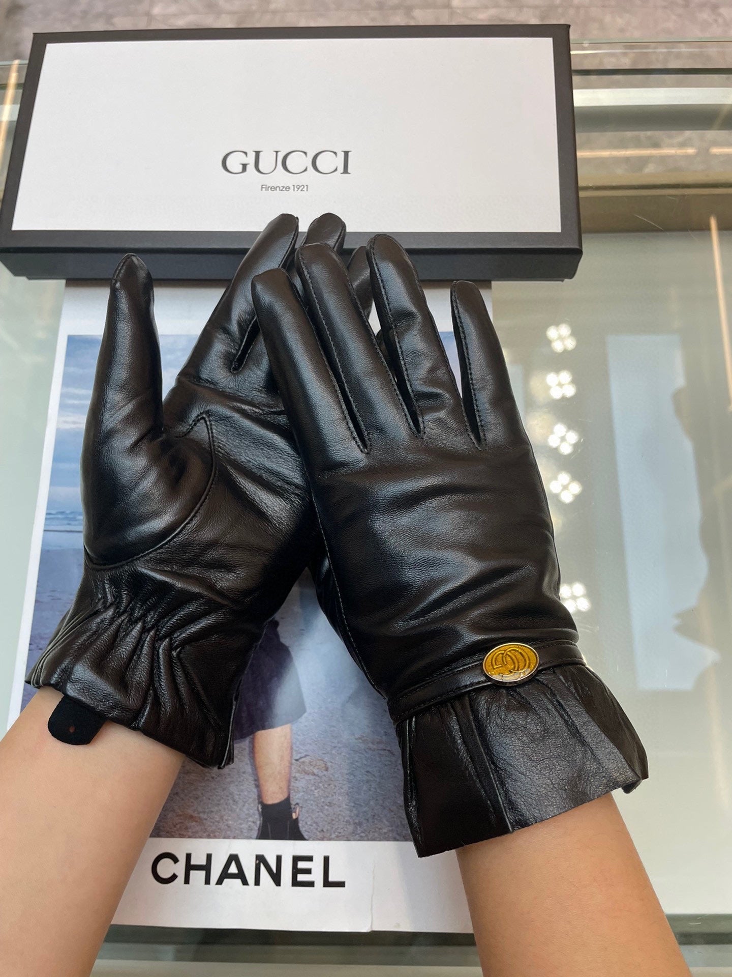 GLOVES IN BLACK TOP-GRADE LAMBSKIN 458575 - M