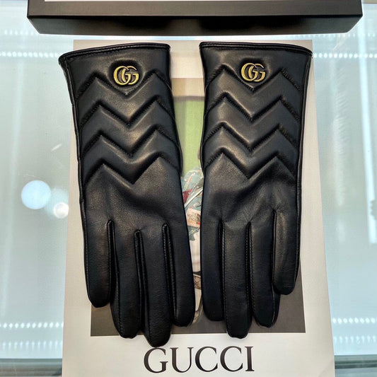 MARMONT GLOVES IN BLACK LAMBSKIN 463844 - M