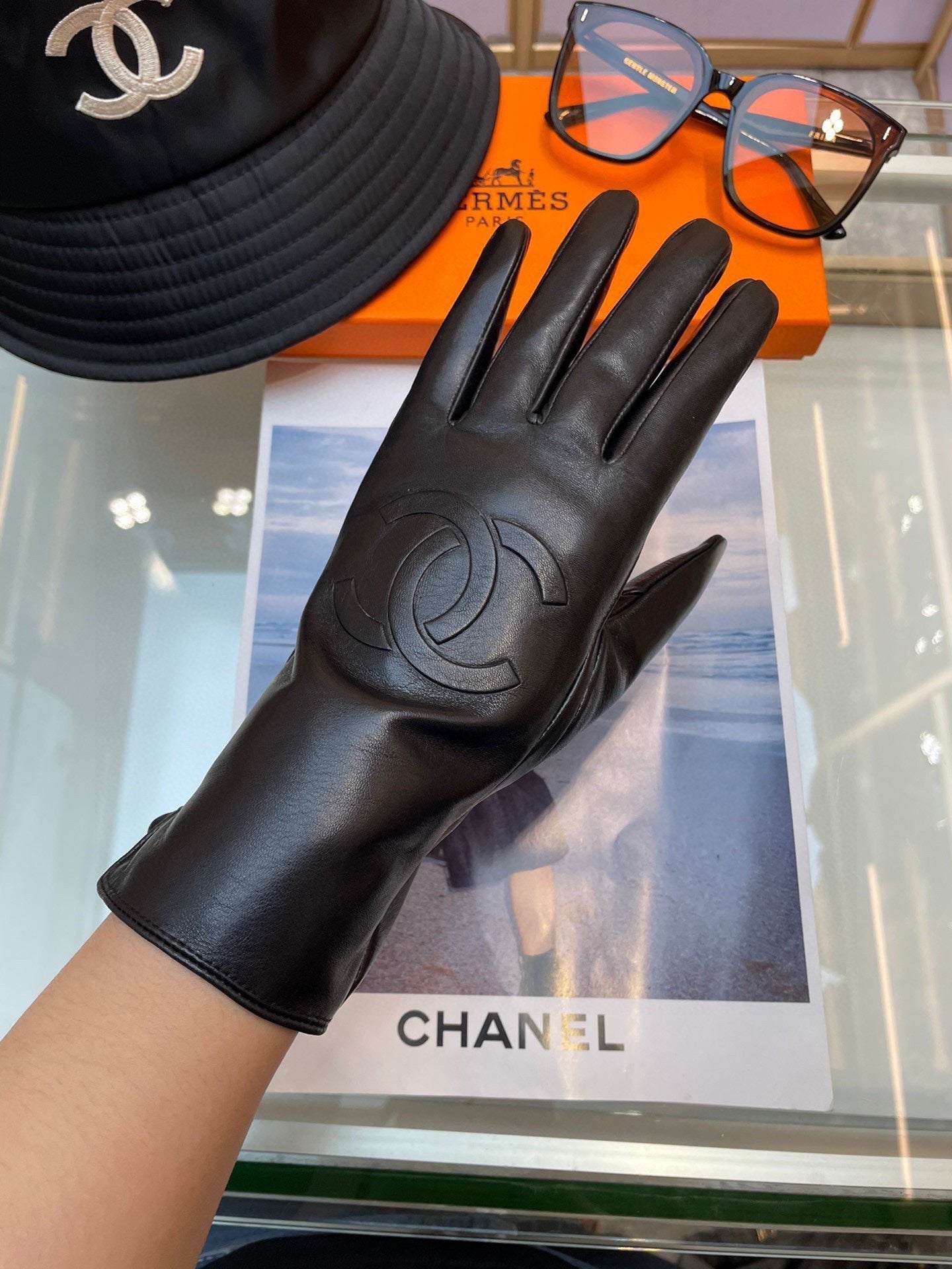 GLOVES IN BLACK LAMBSKIN 463840 - M