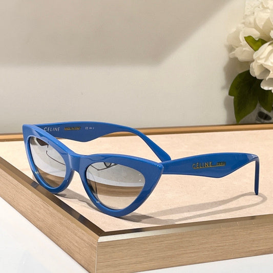 TRIOMPHE CAT EYE SUNGLASS CL40019 IN ACETATE - Blue
