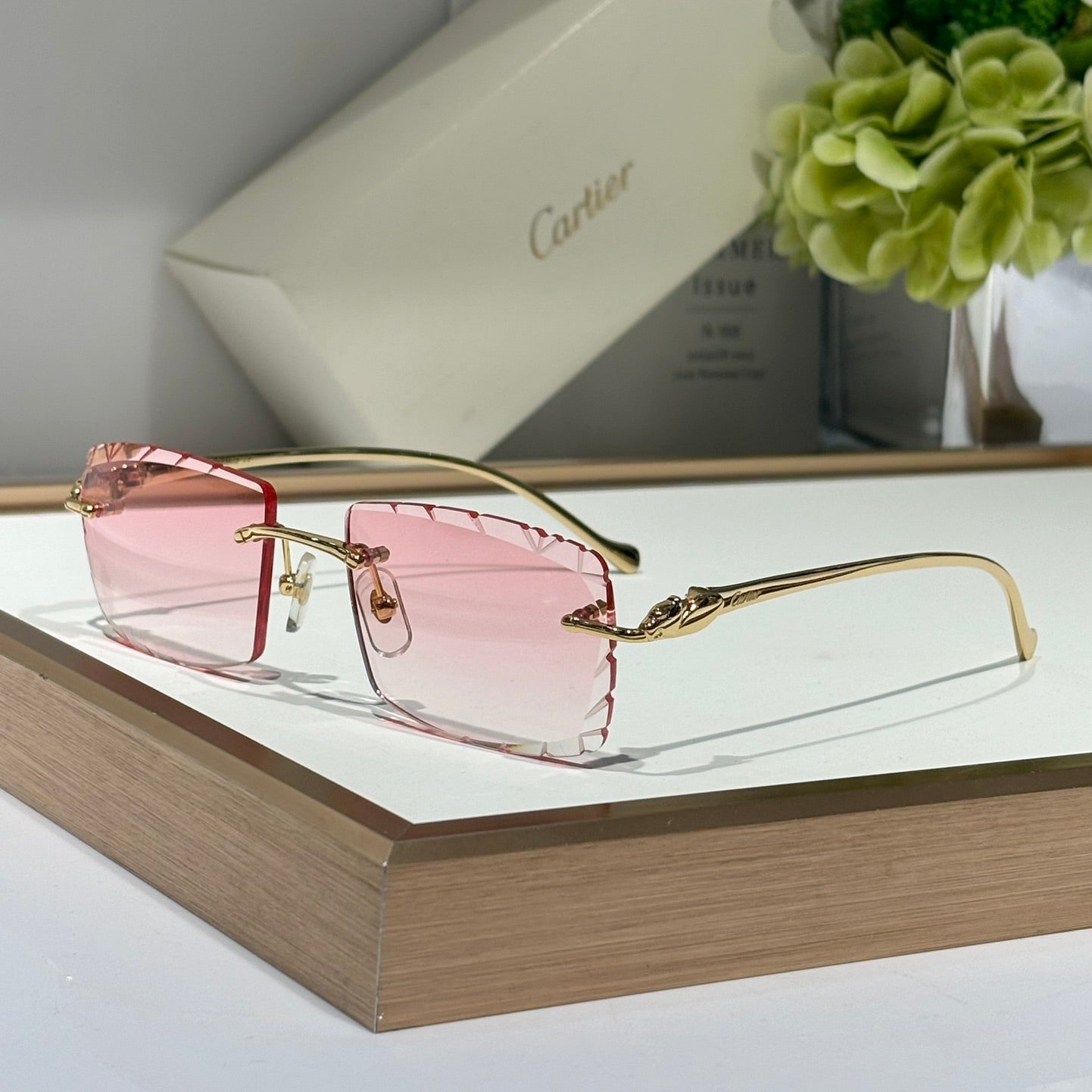 PANTHÈRE RECTANGULAR FRAME SUNGLASSES 563590 IN METAL - Green