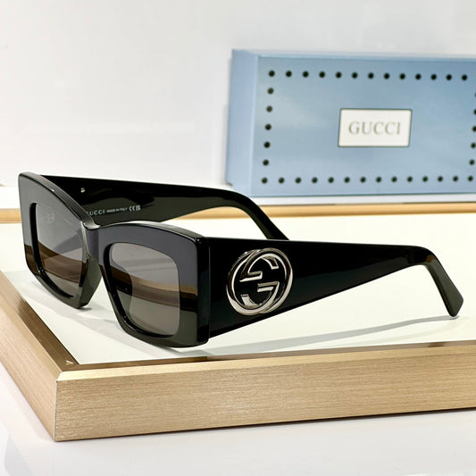 RECTANGULAR FRAME SUNGLASSES GG1842S IN ACETATE - Black/ silver logo