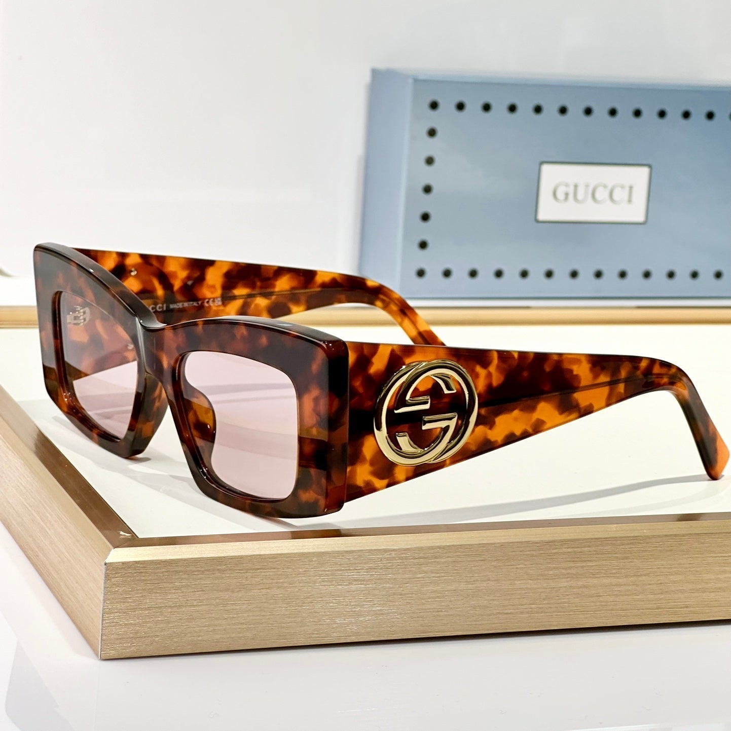 RECTANGULAR FRAME SUNGLASSES GG1842S IN ACETATE - Black/ silver logo