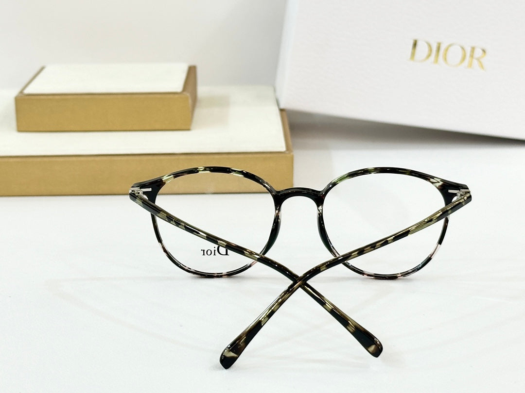 MONTAIGNE SUNGLASS CD S17F IN ACETATE - Dark Green