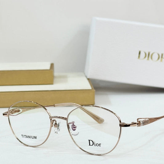 MONTAIGNE SUNGLASS CD 0269/S IN TITANE EMBELLISHES STONES - Rose Pink