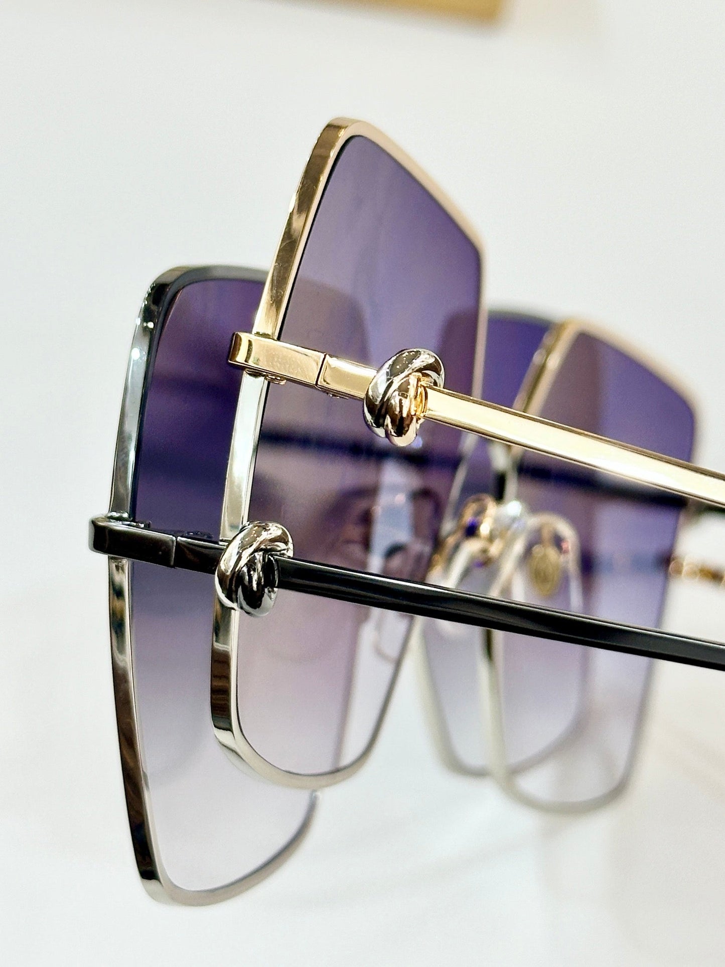 C DE OVERSIZED SQUARE FRAME SUNGLASSES CT0361 IN METAL - Gold/ dark purple