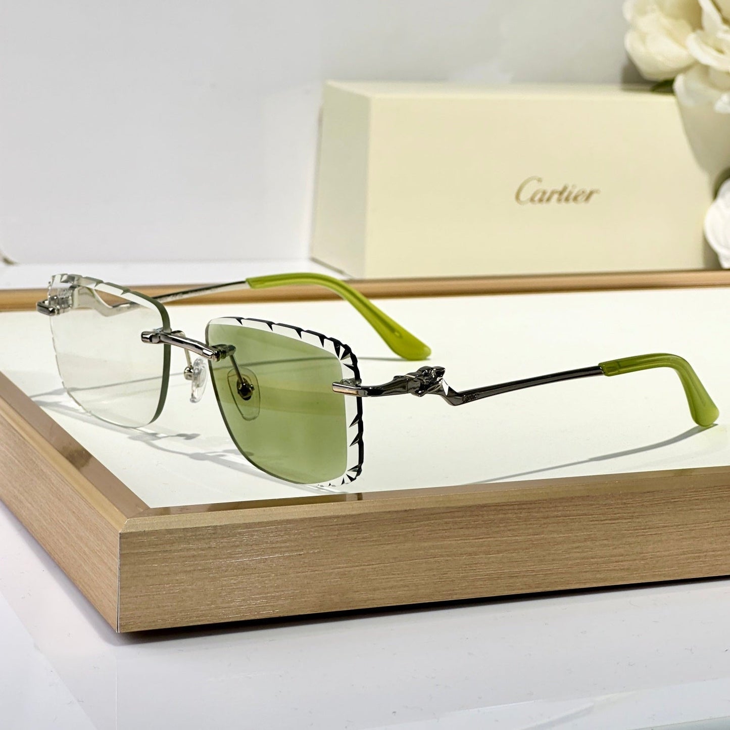 PANTHÈRE PHOTOCHROMIC LENSES RIMLESS SQUARE FRAME SUNGLASSES 580910 IN METAL - Green
