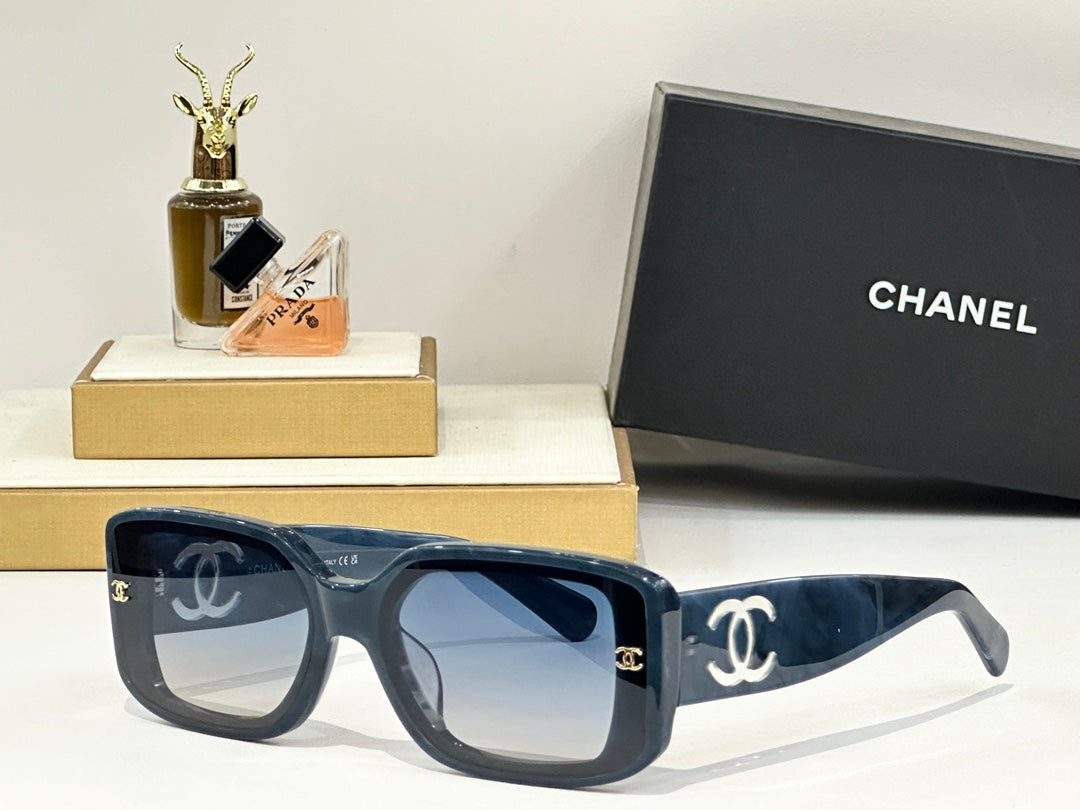 SQUARE SUNGLASSES 642639 IN ACETATE - Black/Black
