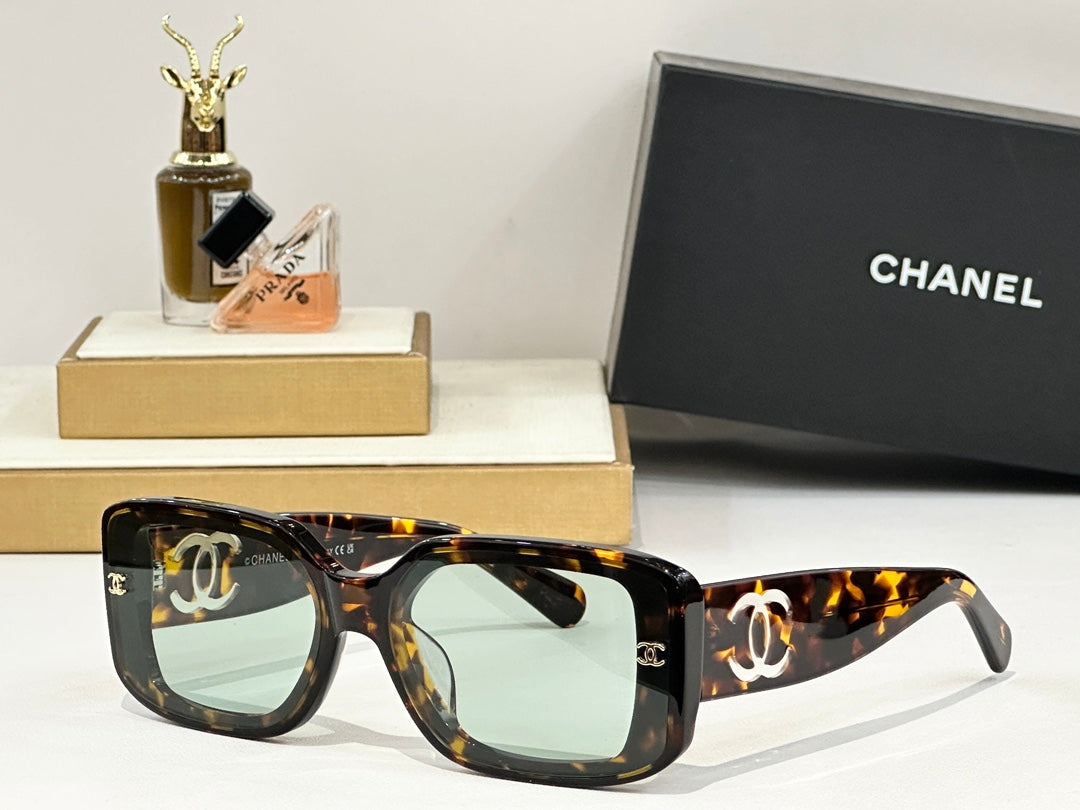 SQUARE SUNGLASSES 642639 IN ACETATE - Black/Black
